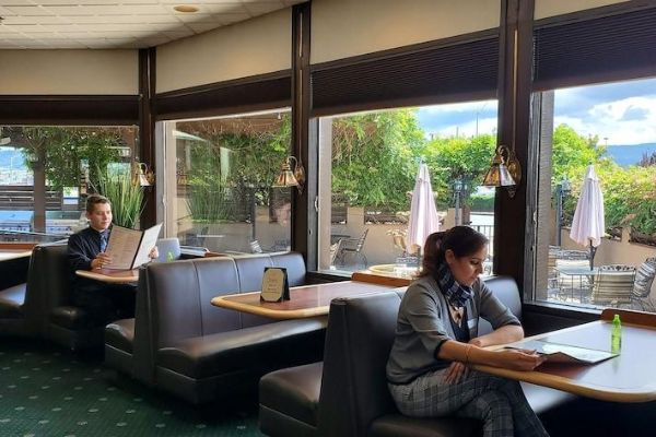 Rogue Regency Inn and Suites (Medford)